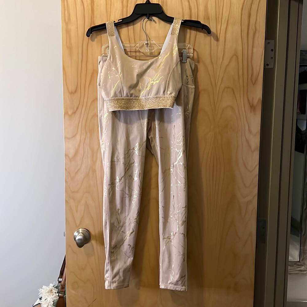 Mono b high top yoga pant XL and match sports bra L